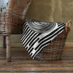 'Sophistik' Throw Blanket